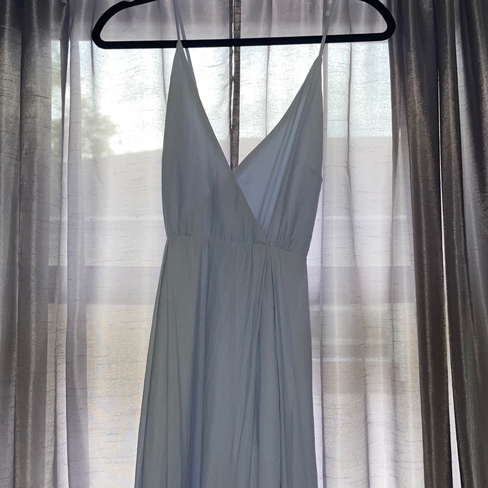 Long summer dress with slit openings on the side cross back and zipper